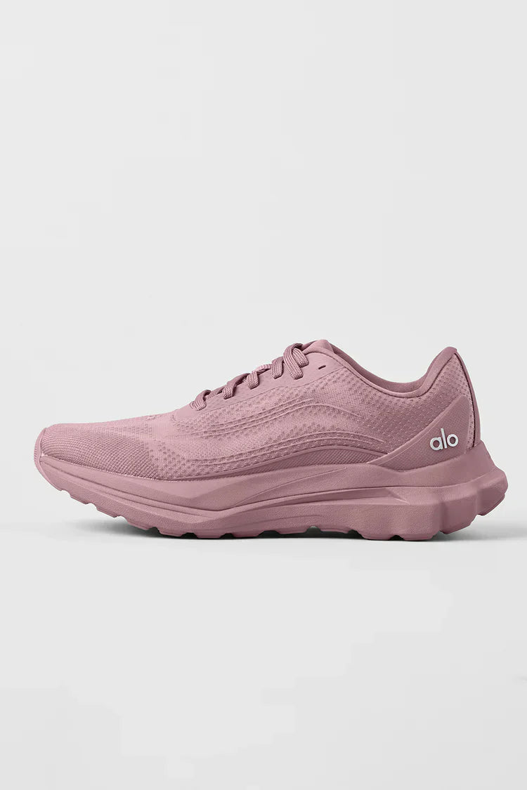 Alo runner pink moon