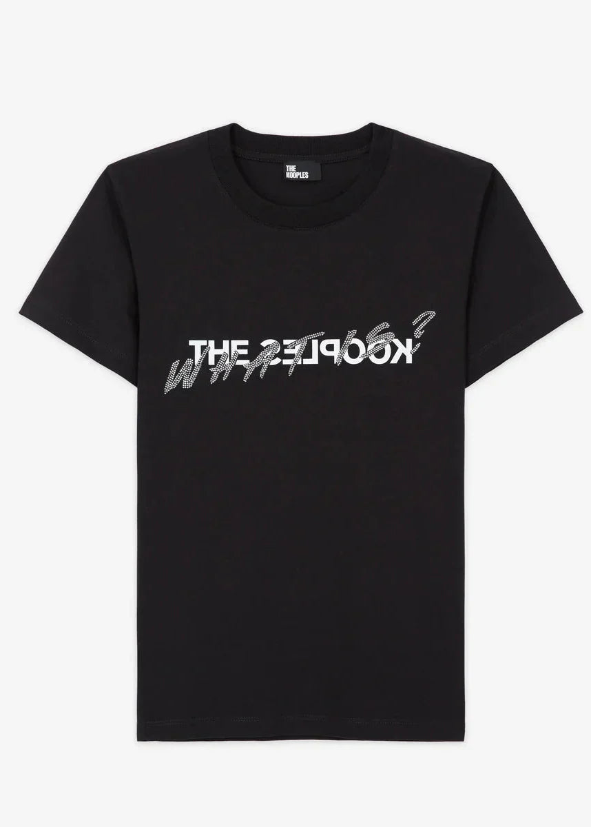T-shirt What is black